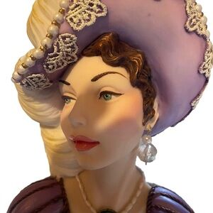 Vintage Cameo Girls Head Vase Judith 1910 "Transatlantic Lady" 2000 Edition